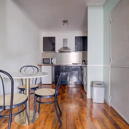 Le Romantique, Hyper Centre Apartman *
